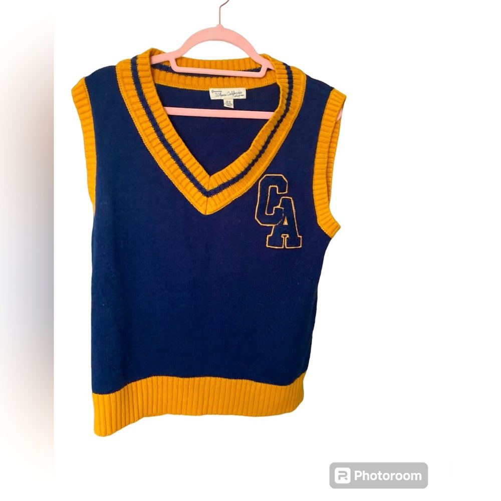 Genuine Whoau California Letter Sweater Sleeveless Vest M